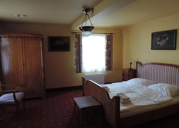 度假村 Pod Rozami 3*