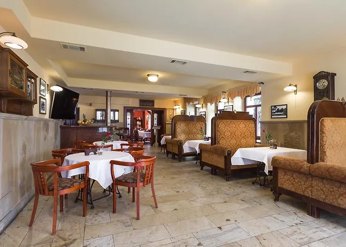 Pod Rozami 度假村 3*